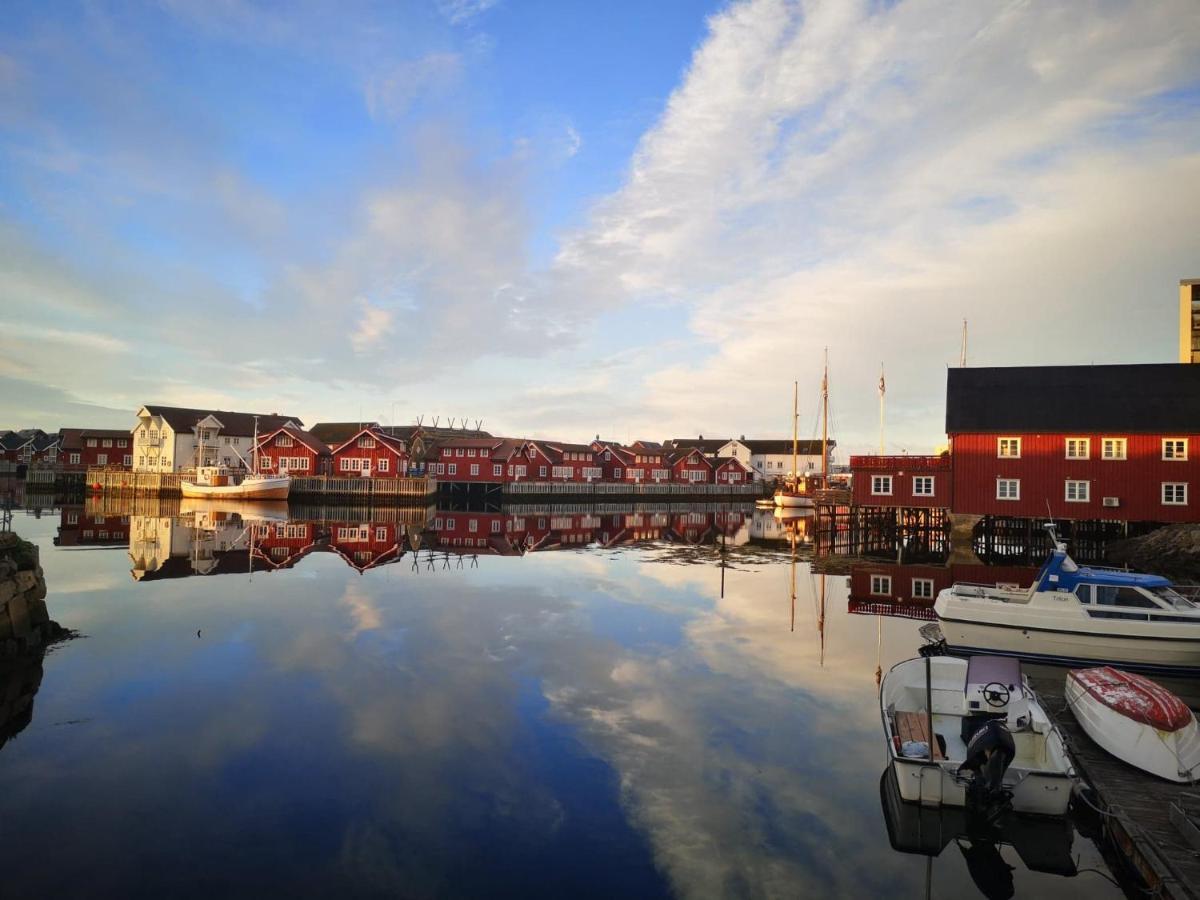 Kule Gule Huset Apartment Svolvaer Luaran gambar